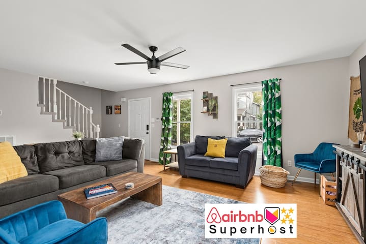 COZY HOME 1 MILE FROM BROADWAY! MUSIC CITY GETAWAY