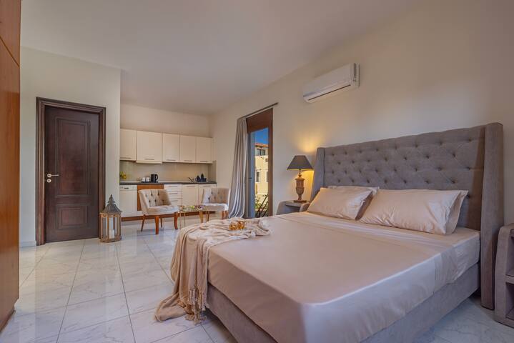 Luxury Mansion Rhodes gallery image 5