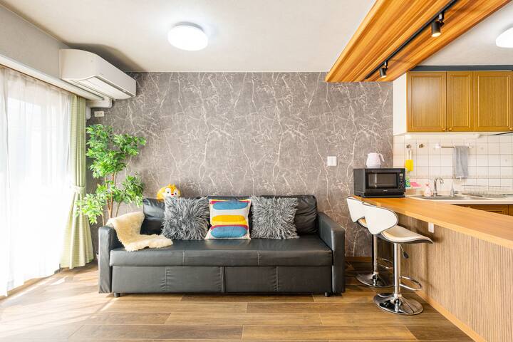 Tokyo Shin-Okubo House/Shinjuku gallery image 5