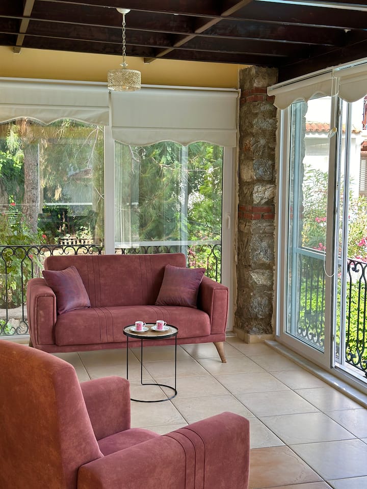 Private Villa Among Trees, With A Private Pool - Ölüdeniz
