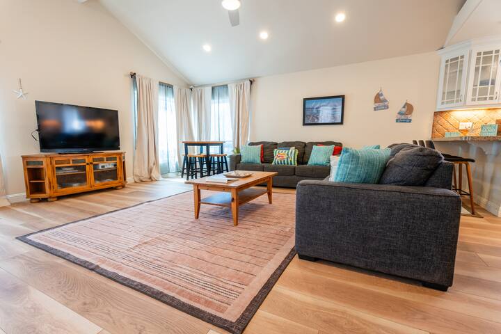 OceanViews, GarageParking, AC, Kid Friendly gallery image 2