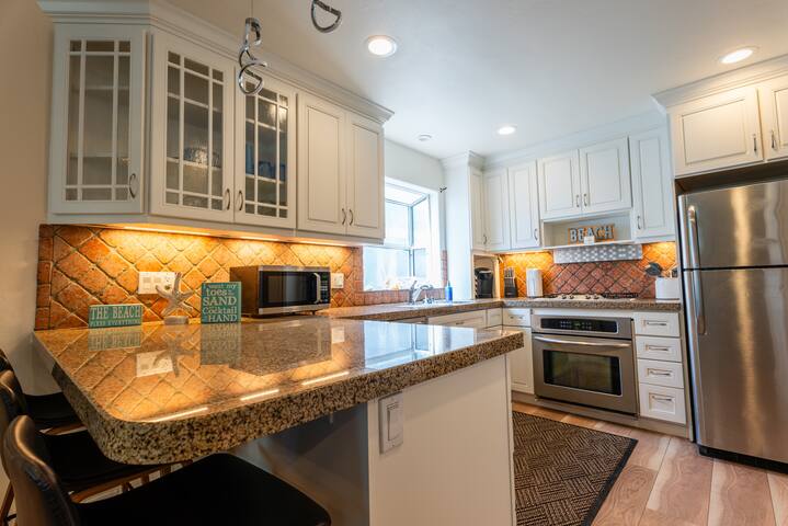 OceanViews, GarageParking, AC, Kid Friendly gallery image 4