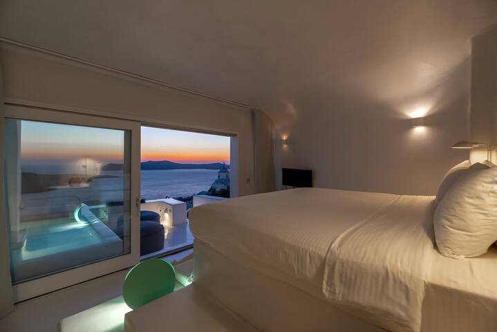 Villa, Heated private pool, Caldera view gallery image 3