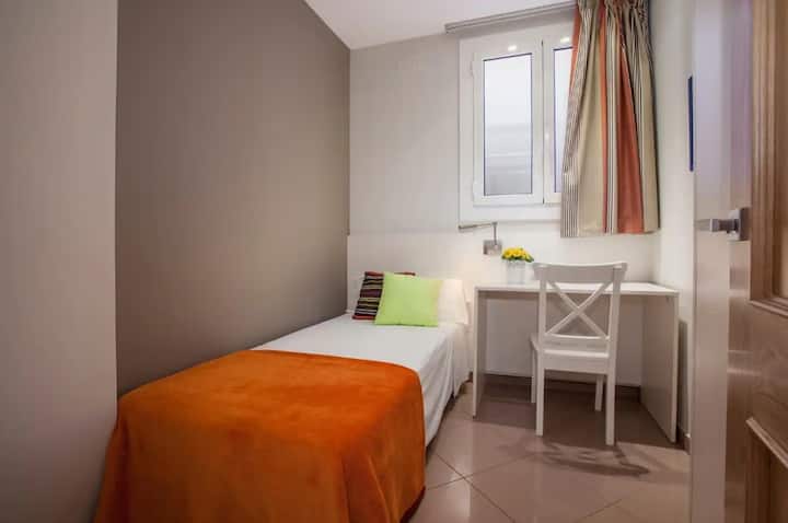 غرفة النوم 1