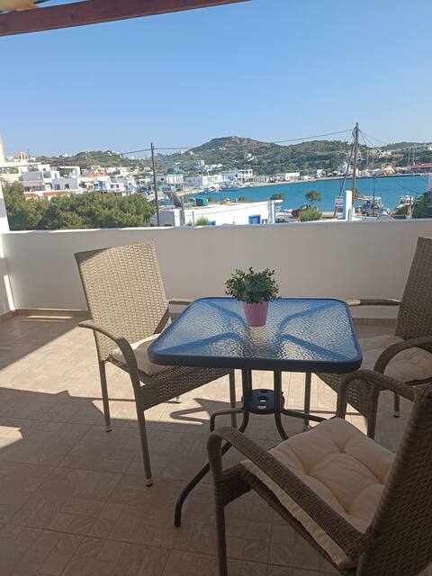 Vicky's House, Lipsi