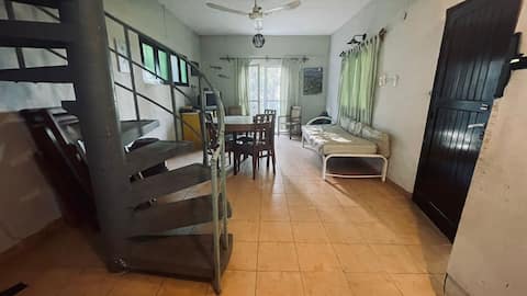 Top Airbnb: House on the Paraná River, beach and nature in Departamento San Cosme