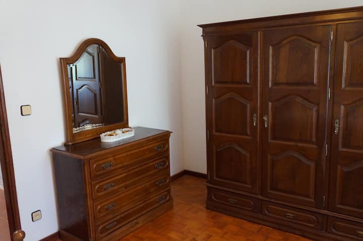 საძინებელი 1