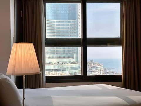 / Cozy / #1 minute from LC City and the beach #Netflix #Haeundae Ocean View #Family Lovers Friends #