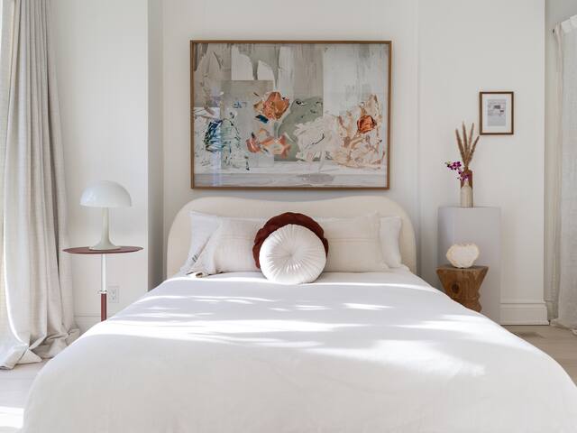 Beautiful Luxury Urban Retreat in Leslieville gallery image 4