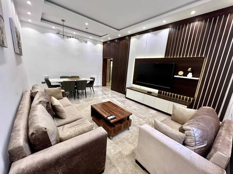 Maitama Charm (VIP) - Chic 2BR Apartment