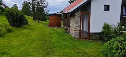 Chata u Lipna, jacuzzi, terrace, grill, eko topení