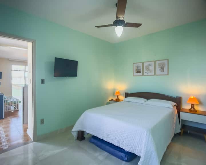 Posteľná bielizeň na vyžiadanie – poplatok za pranie (viac informácií v opise ponuky). 