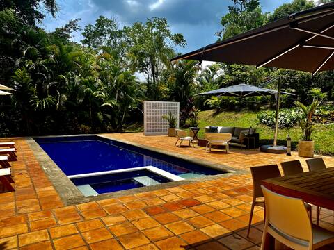 Fantastic House in Villeta with Starlink WIFI