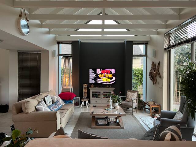 Modern 3 bed house in eco estate in Noordhoek gallery image 3