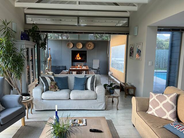 Modern 3 bed house in eco estate in Noordhoek gallery image 5