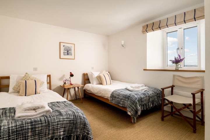 Seconda camera doppia al piano superiore.