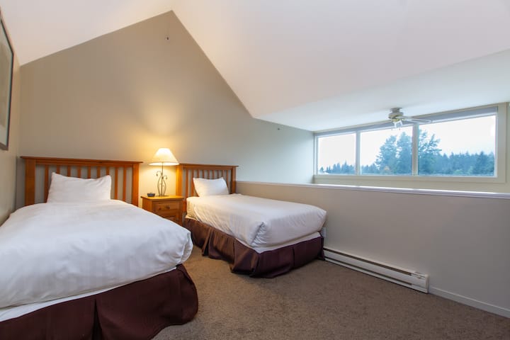 ลอฟท์ 2 เตียงคู่