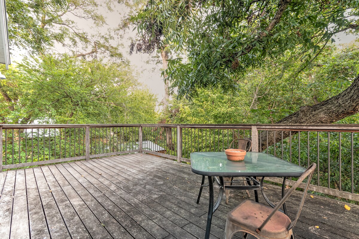 Treehouse - Walk to South Congress & Downtown ATX