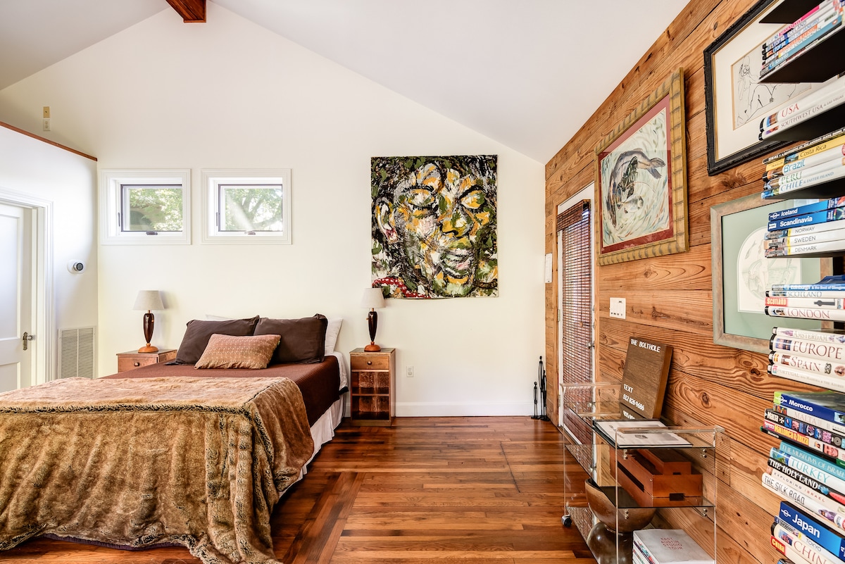 Treehouse - Walk to South Congress & Downtown ATX