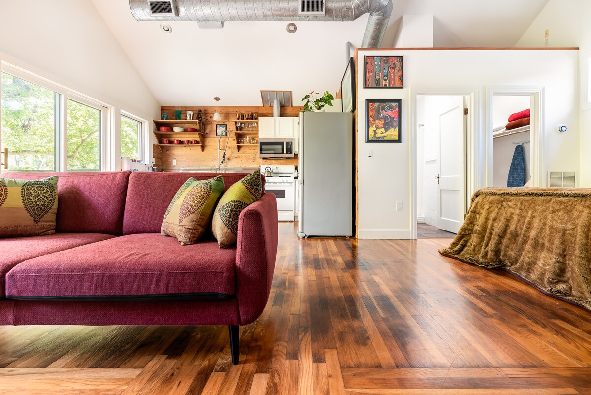 Treehouse - Walk to South Congress & Downtown ATX