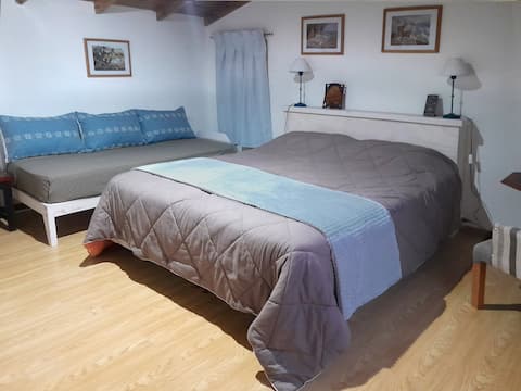 Central duplex. Up to 3 people.