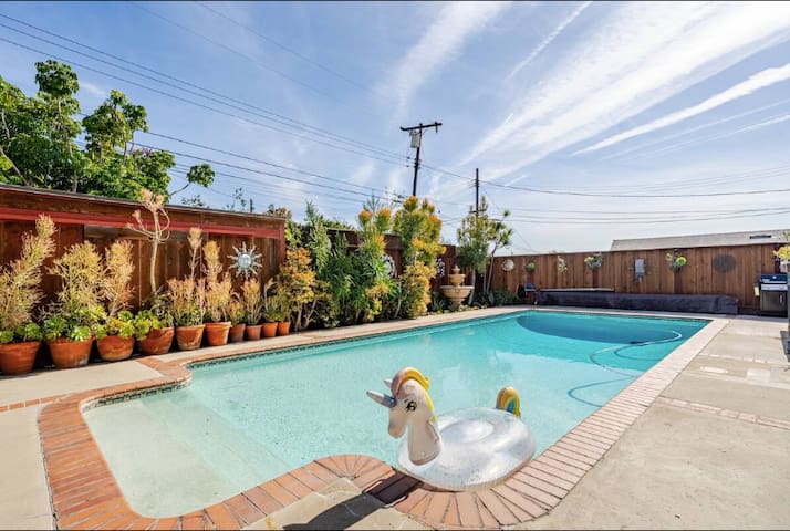 Private Heated Salt Pool • 4BR/2BA Great Location