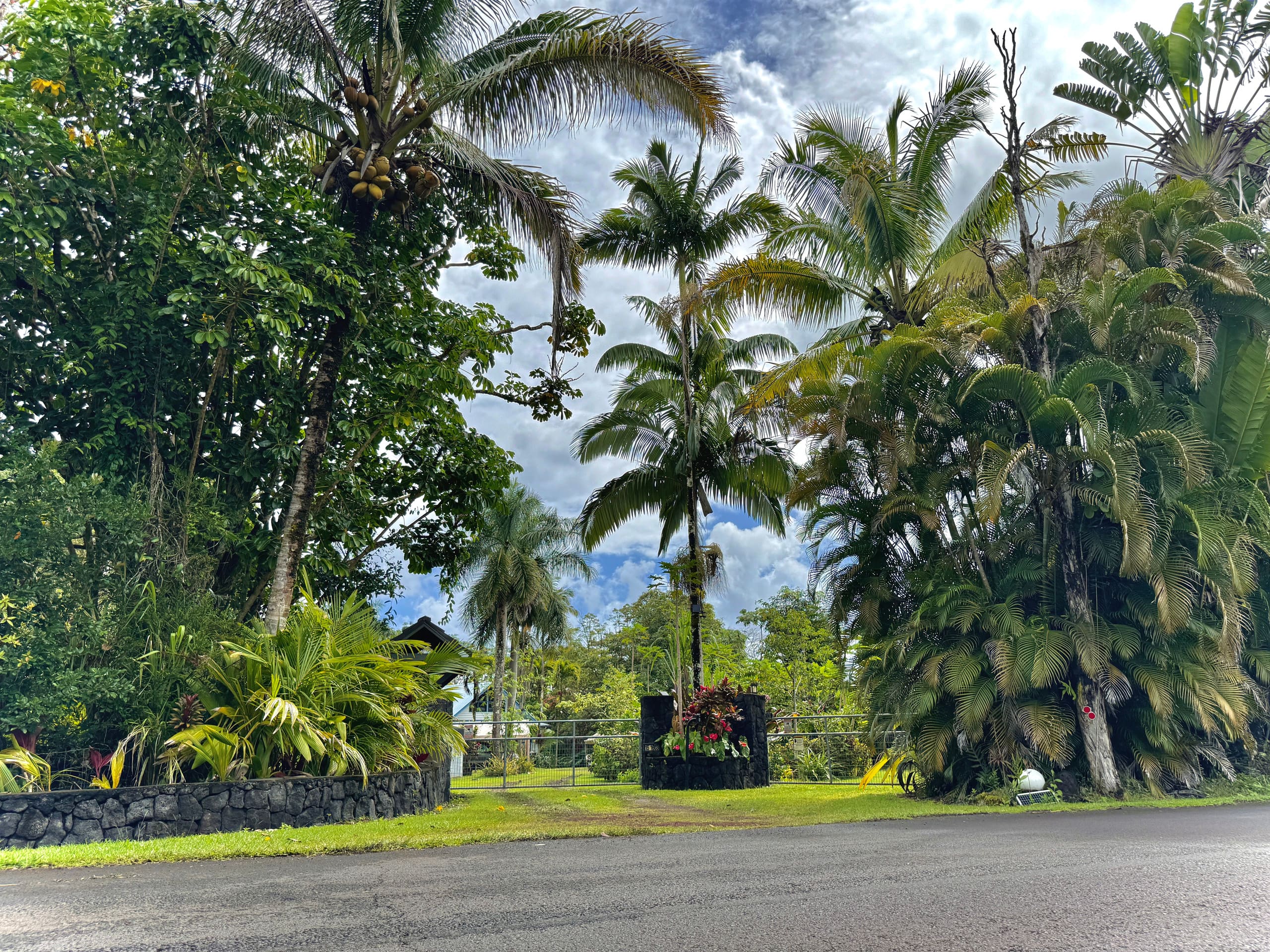 Home in Keaau · ★4.96 · 2 bedrooms · 3 beds · 1 private bath - Image 50