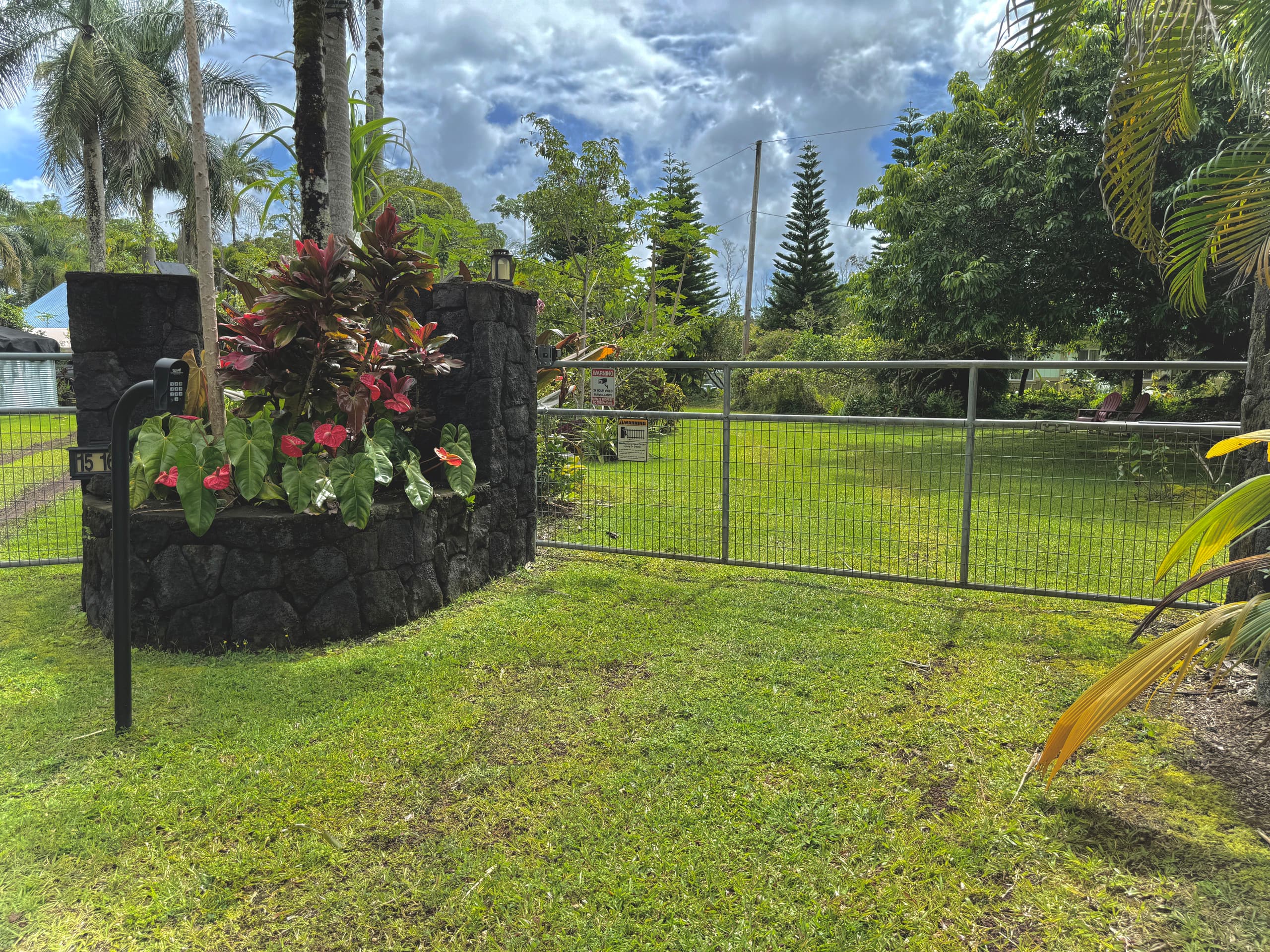 Home in Keaau · ★4.96 · 2 bedrooms · 3 beds · 1 private bath - Image 51