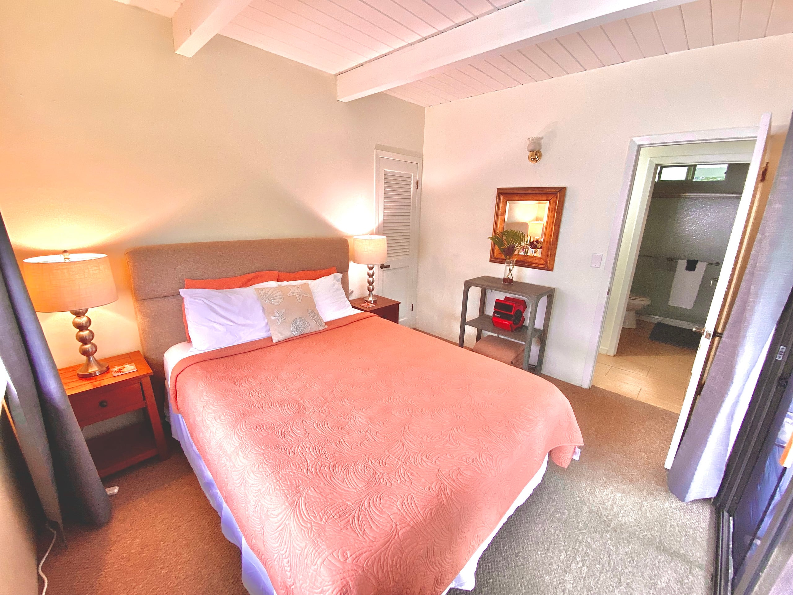 Home in Keaau · ★4.96 · 2 bedrooms · 3 beds · 1 private bath - Image 1