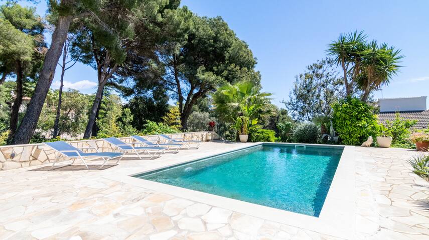 ★ CoastalVillas – Villa Treumal ★ near beach gallery image 4