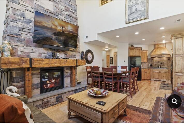 Mountain Luxury Lodging managed Airbnb listing 1