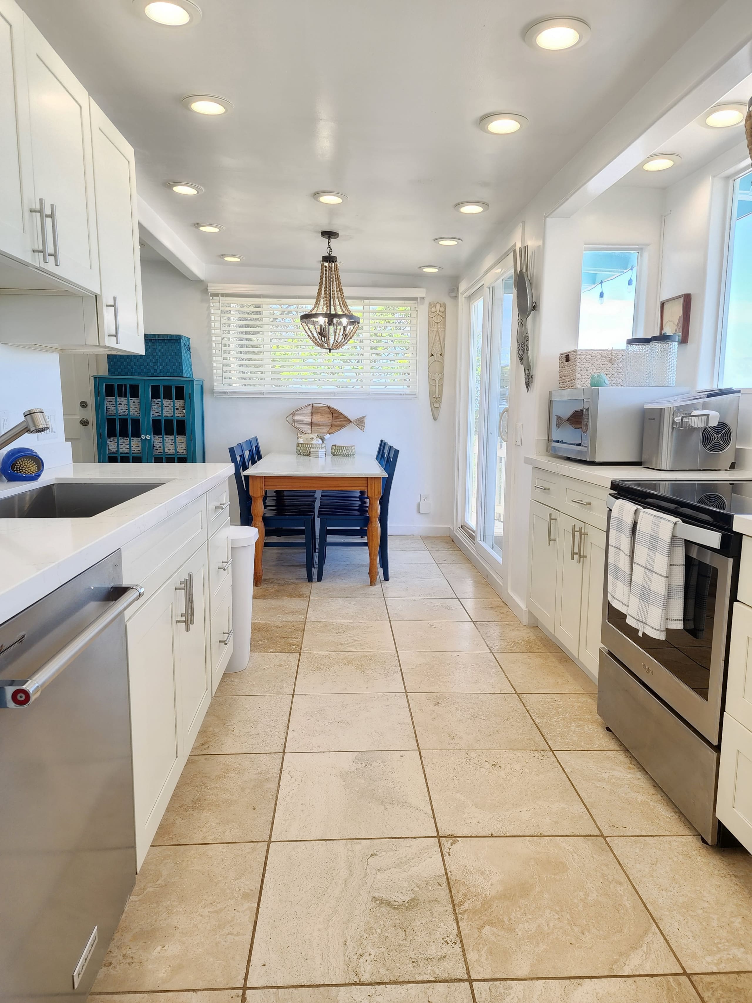 Home in Hauula · ★4.99 · 4 bedrooms · 5 beds · 2.5 baths - Image 9