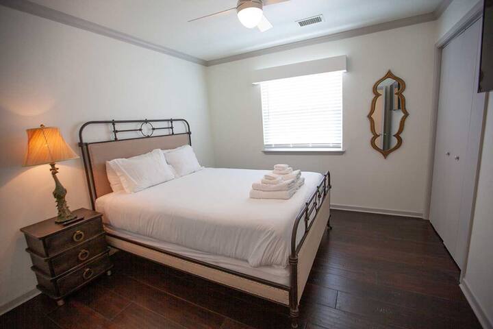 The Republic Square Penthouse in Downtown ATX gallery image 4