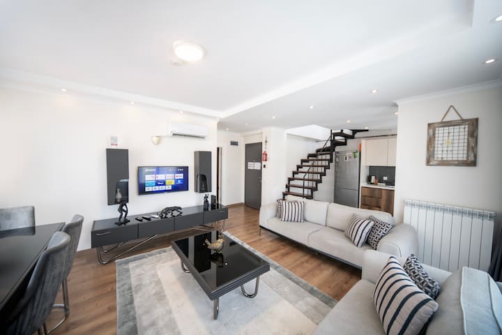 2+1 duplex in Şişli, Istanbul – close to the metro