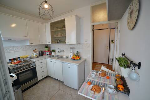 Successful Airbnb property: Cosy apt - a beautiful view from the 14th floor in Novi Zagreb Istok