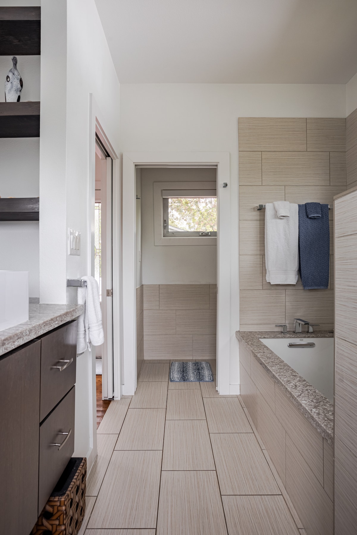 Spacious home in quiet, central neighborhood