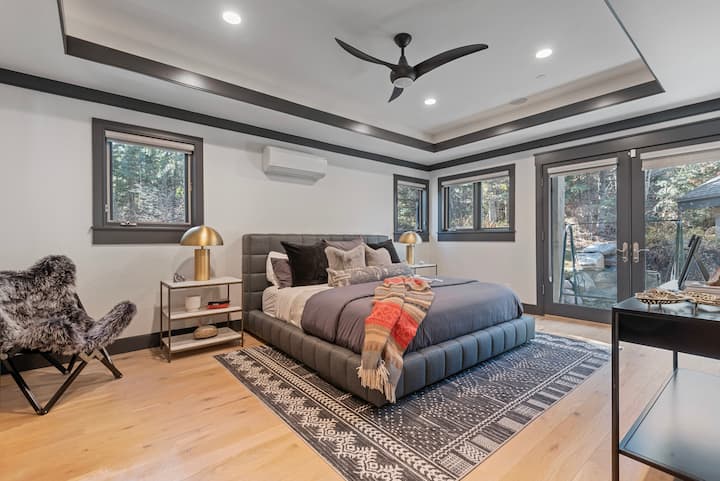 #3 King Suite with Mini-Split AC, En-Suite Bath - Main Level