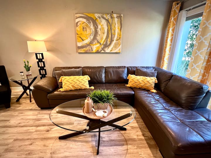 Perfect Condo In The Heart Of Old Town!! - Scottsdale, AZ