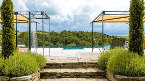 Luxury group accommodation 27p families and groups