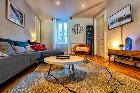 Above the rooftops - spacious and full of charm