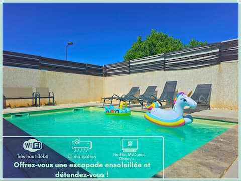 Villa Sun Beauty, pool, quiet and sea view!