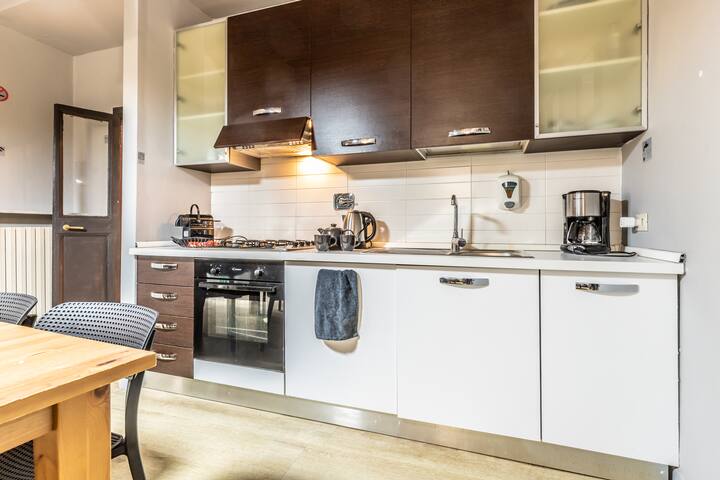 Flatinrome Trastevere B-Spacious Apt in the centre gallery image 5