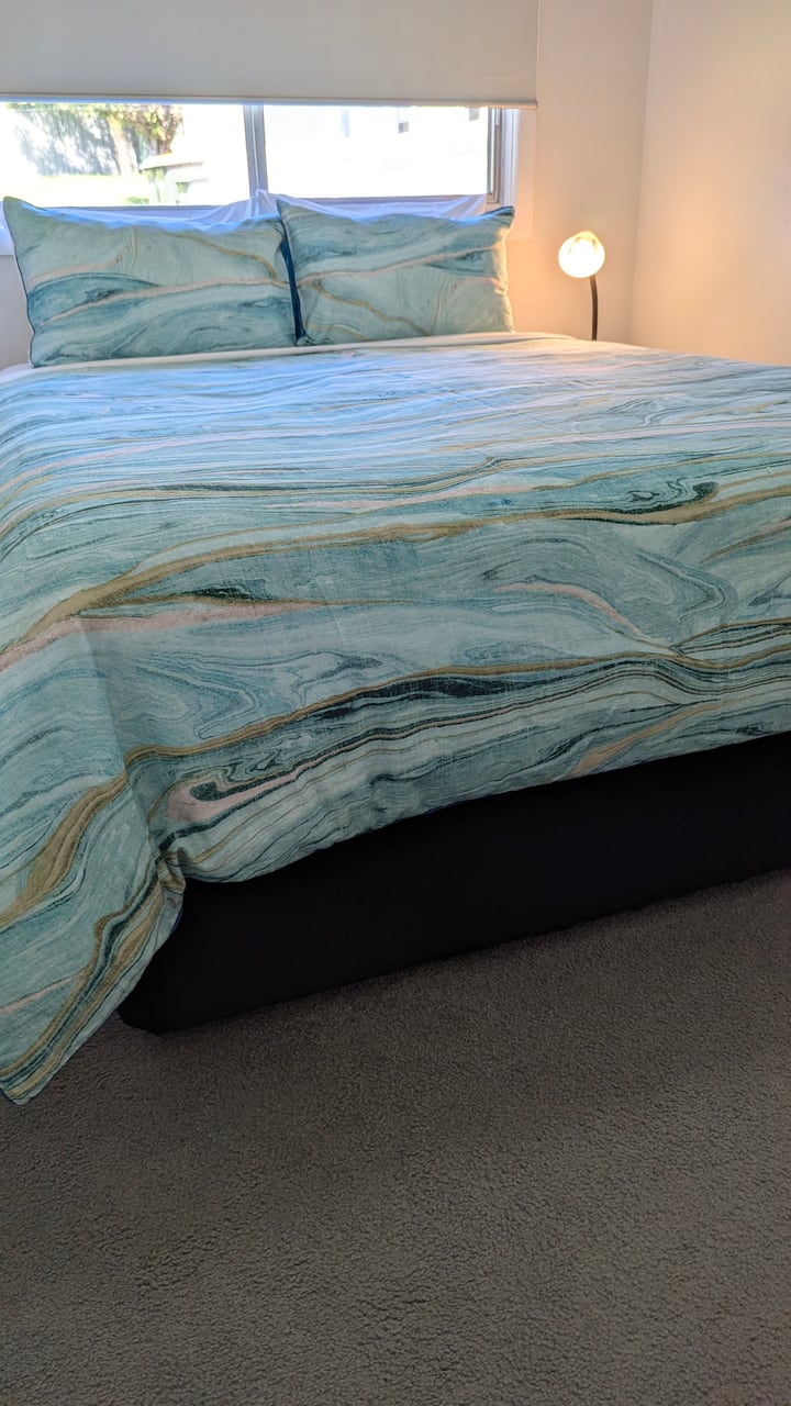 第三间卧室，标准双人床