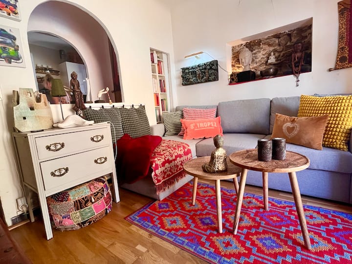 Atypique Située Dans Bâtiment Historique 18 Siècle - Bormes-les-Mimosas