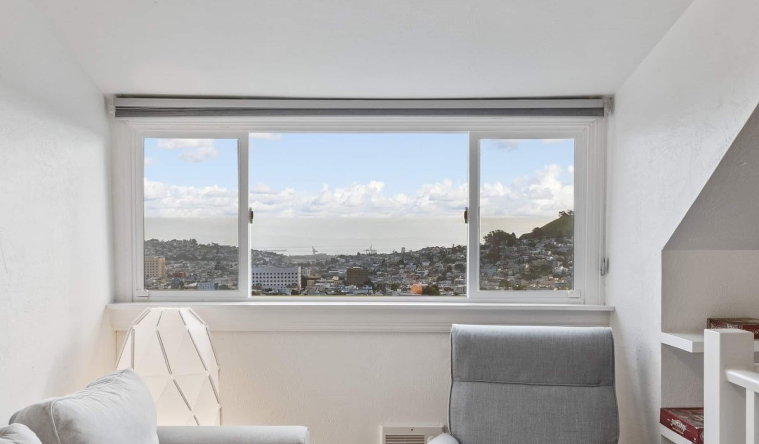 Home in San Francisco · ★4.92 · 4 bedrooms · 5 beds · 3 baths - Image 12