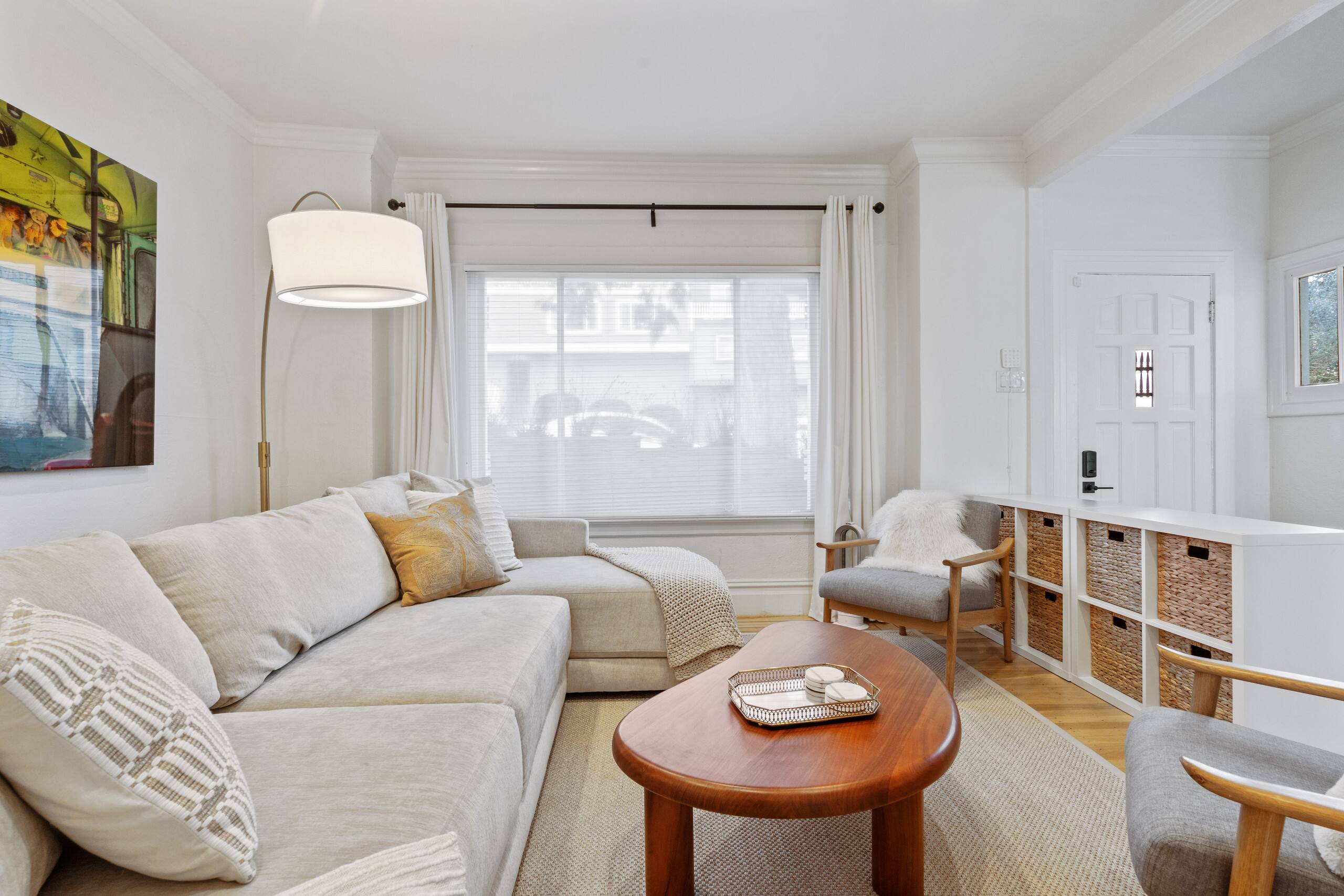 Home in San Francisco · ★4.92 · 4 bedrooms · 5 beds · 3 baths - Image 2
