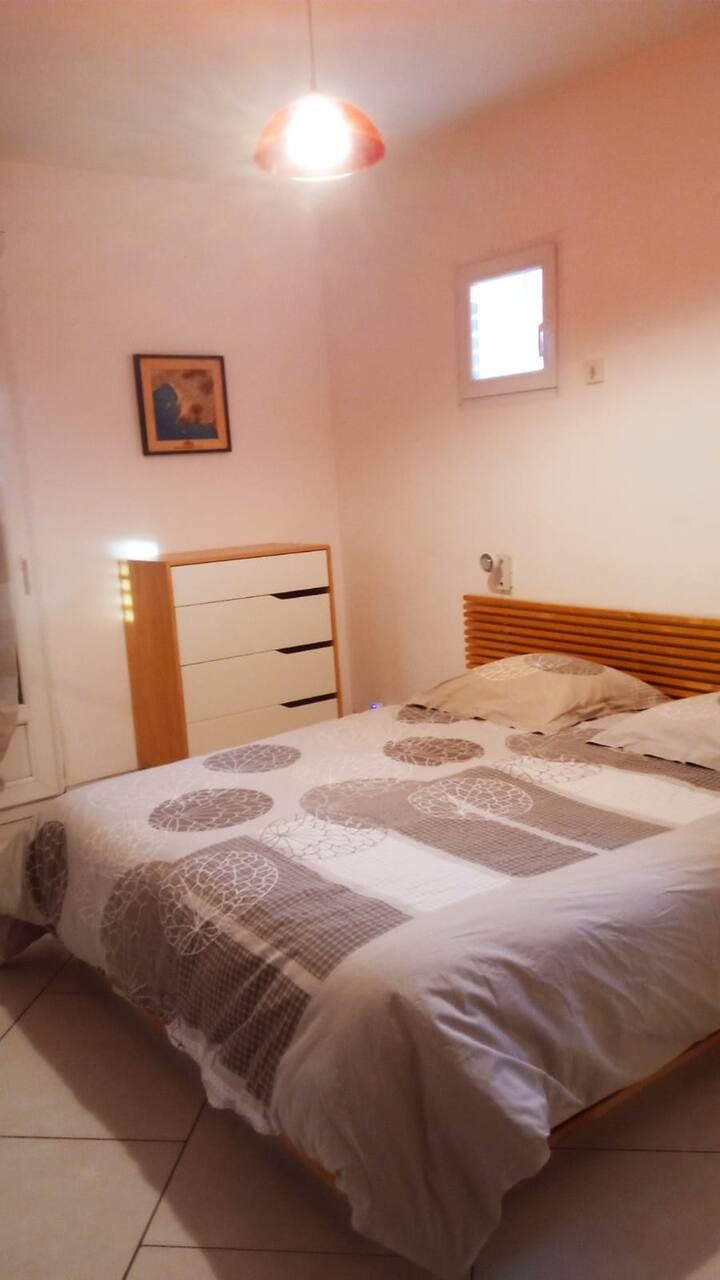 Spavaća soba 1