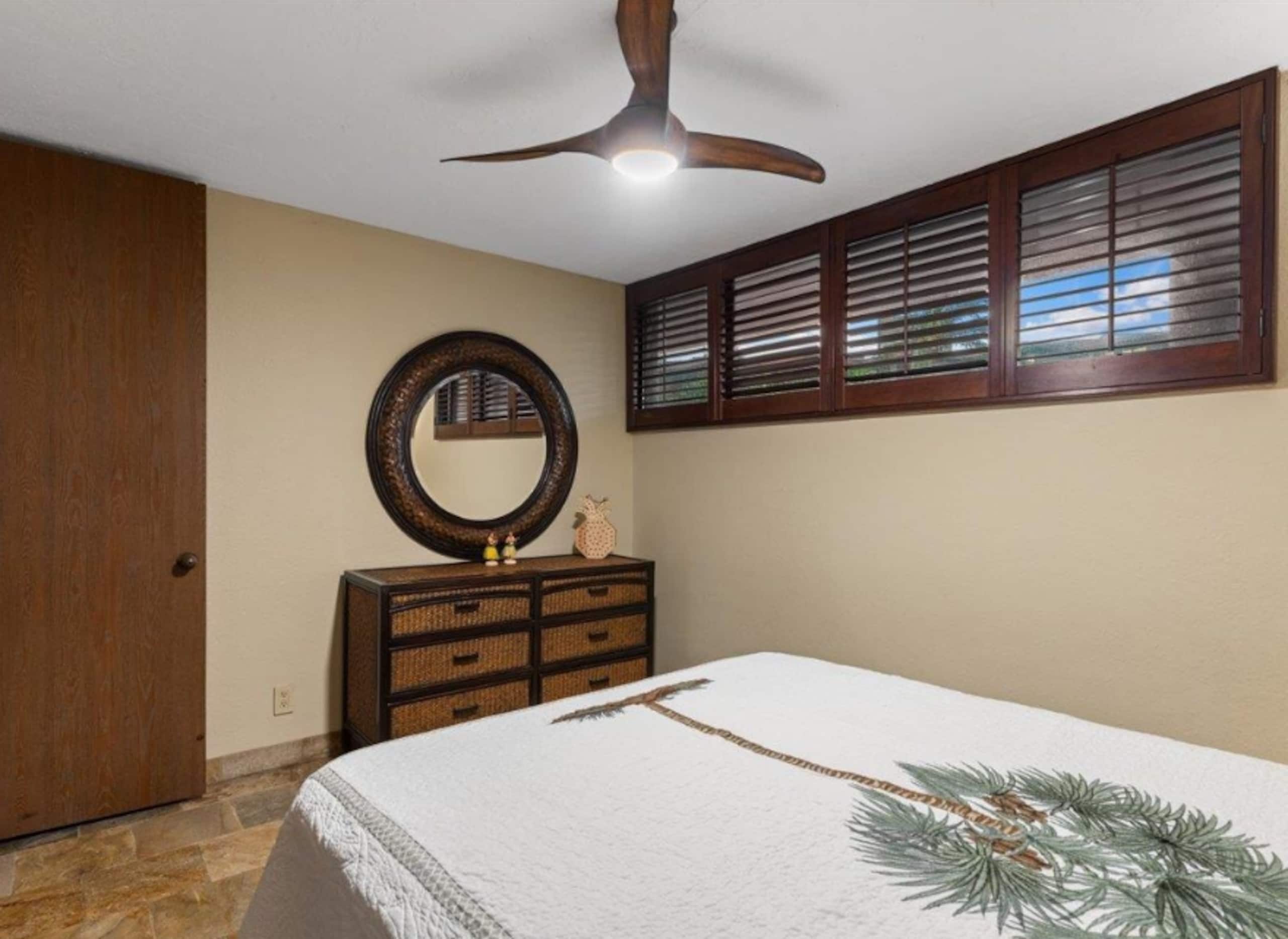 Stunning Luxury Oceanview Condo - Image 1