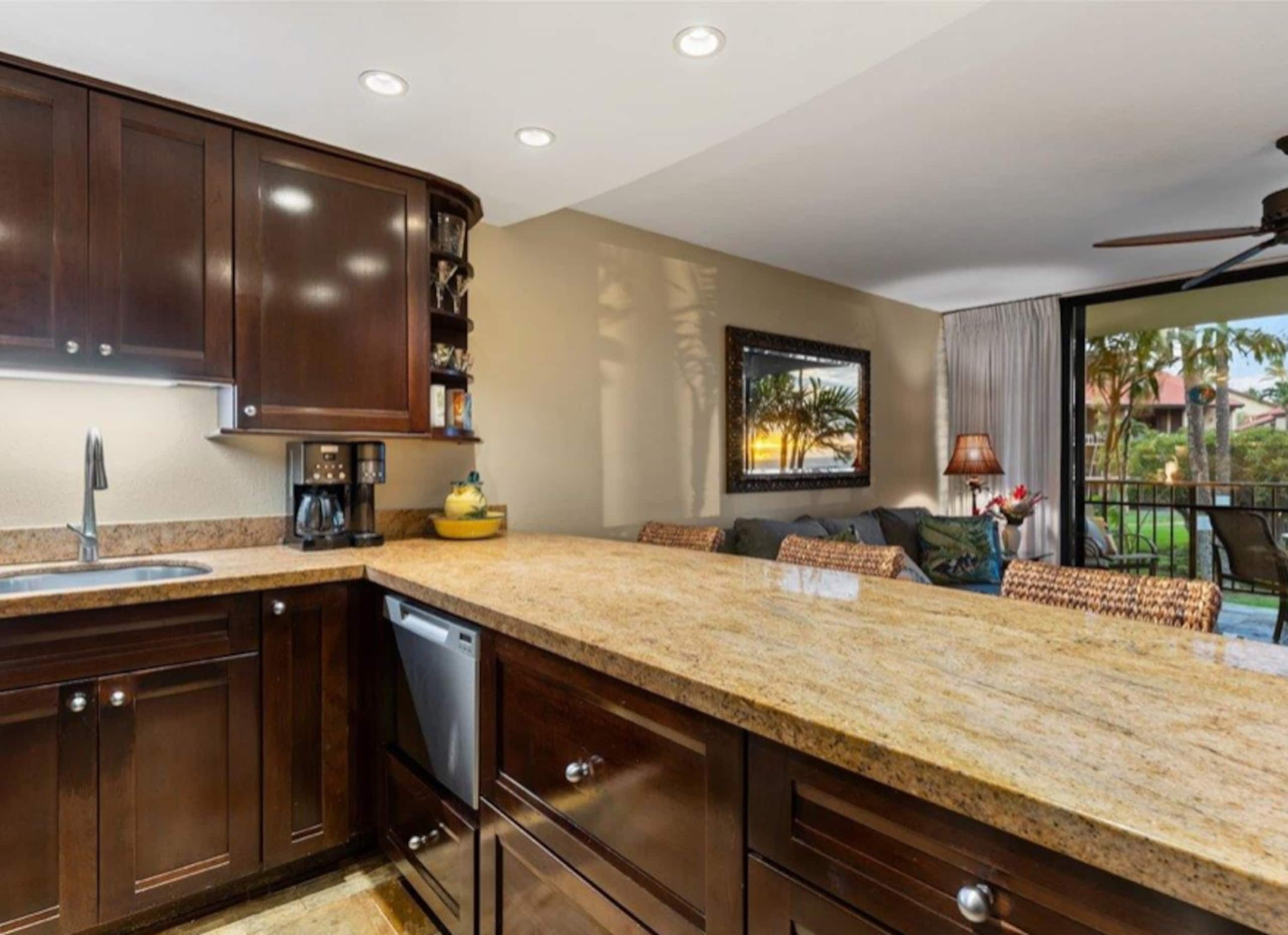 Stunning Luxury Oceanview Condo - Image 21