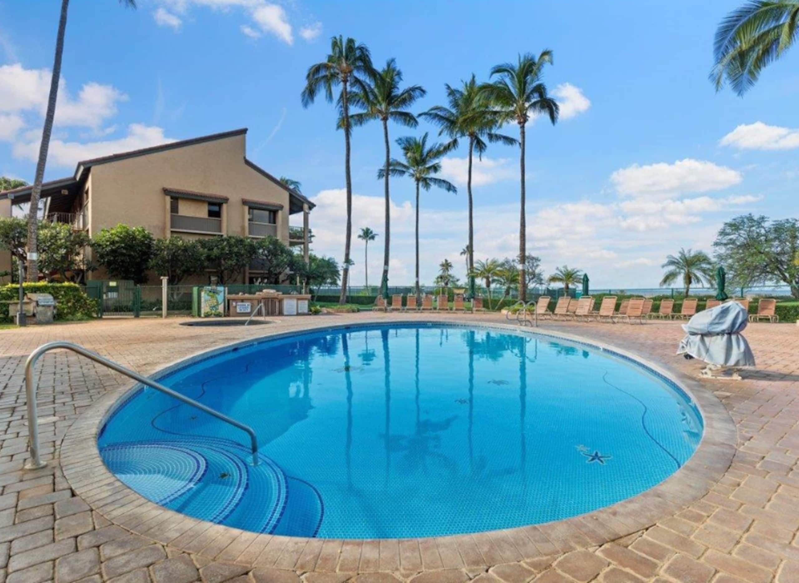 Stunning Luxury Oceanview Condo - Image 16